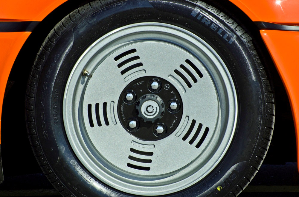 bmw m1 wheels